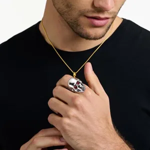 Skull Ring, stainless steel, red, another view