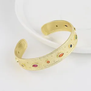 Open Bangle, gold-plated steel, byzantine chain, gold, another view